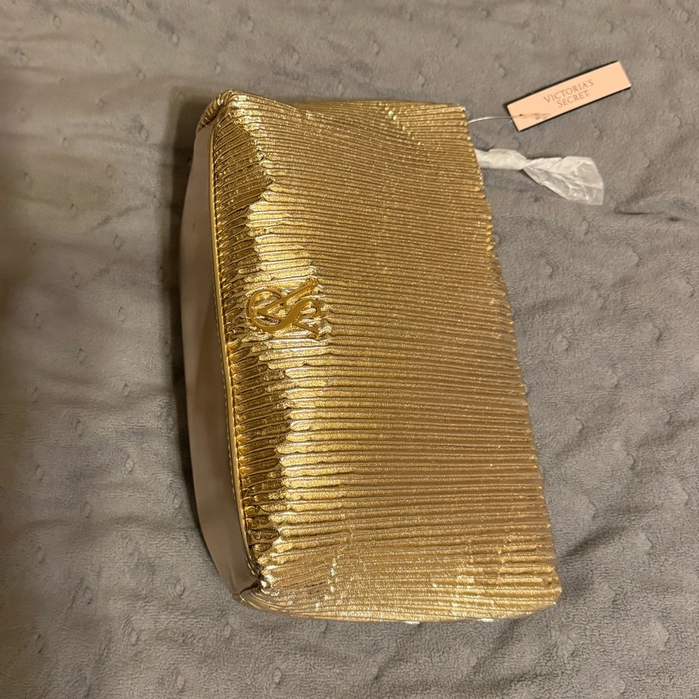 Luxurious Gold Cosmetic Bag - Picture 2 of 5